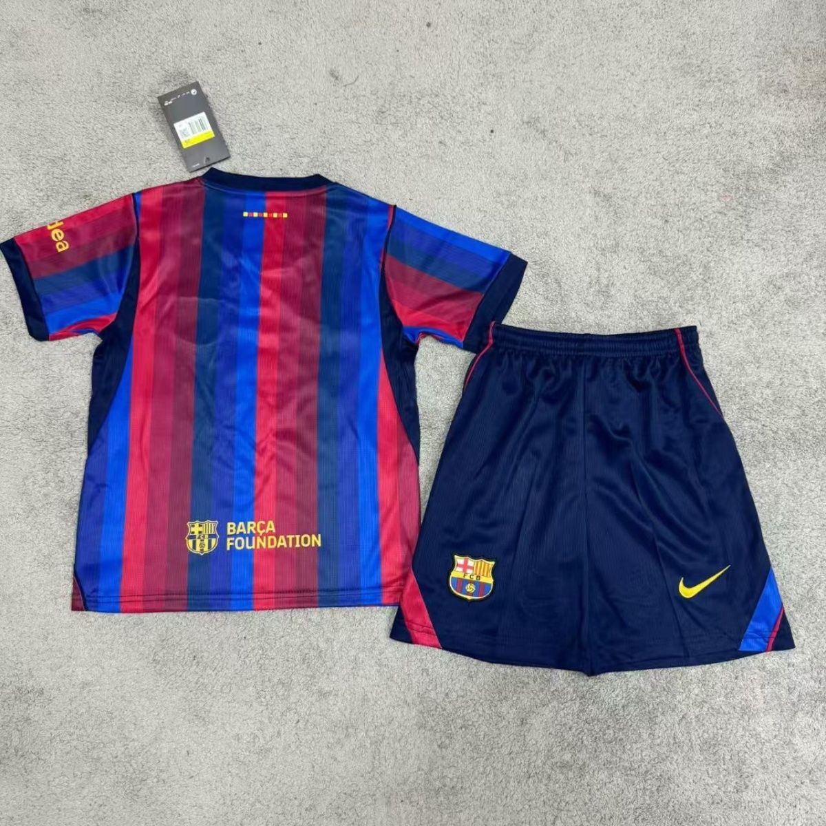 NEW Barcelona Kids Kit (Home) 26/27